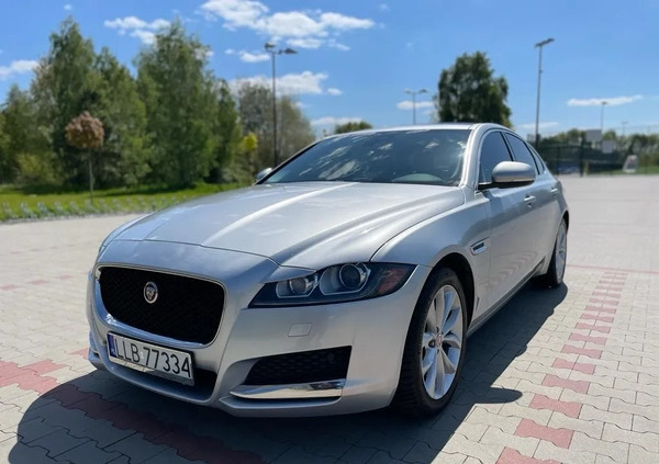 Jaguar XF cena 89000 przebieg: 93000, rok produkcji 2018 z Lubartów małe 781